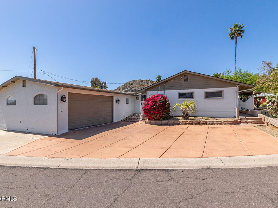 1st image of 901 W SAHUARO Drive