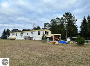 3951 N Seven Mile Rd, Lake City, MI 49651