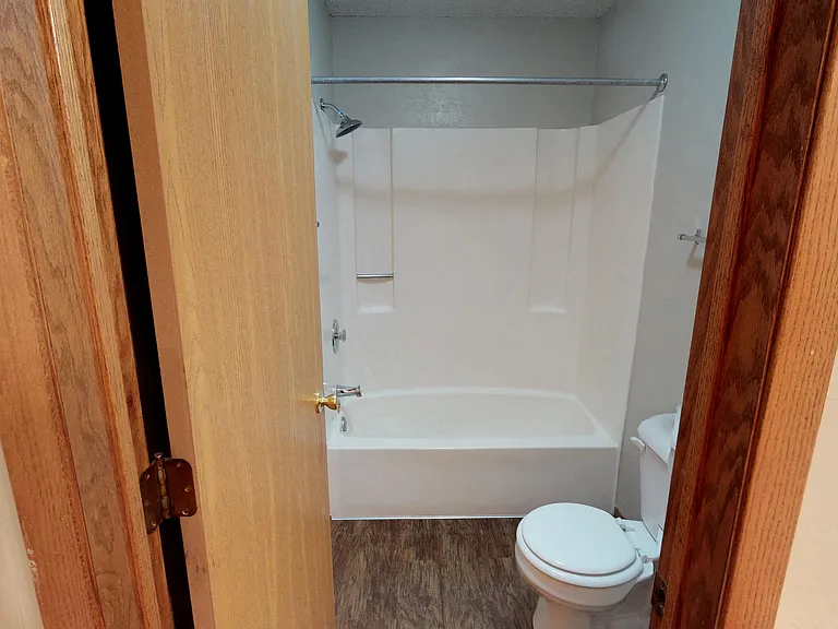 Oakwood Estates — Photo 46