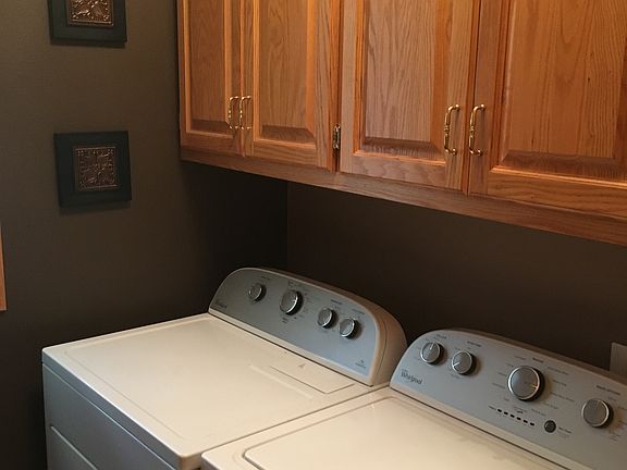 Main floor laundry 
