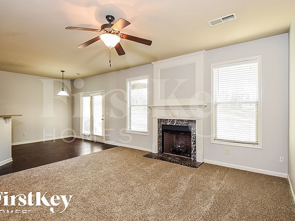 4th image of 4868 Maple Glen Dr