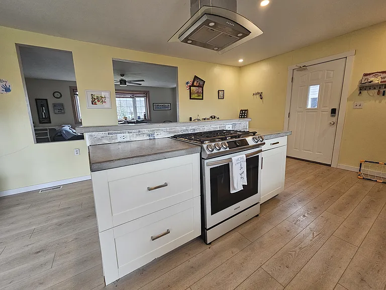 5964 E Bayshore Rd — Photo 8