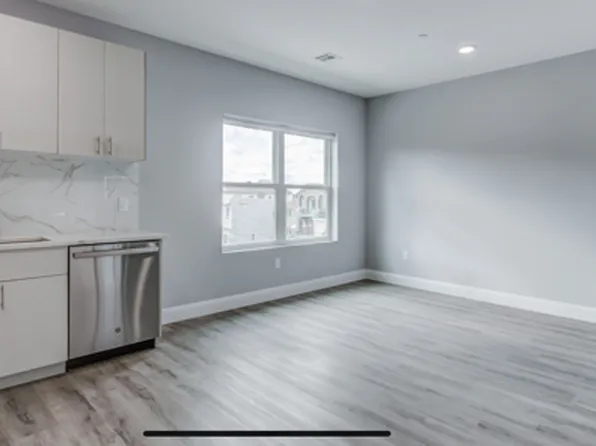 311 Sip Avenue image 39 of 61