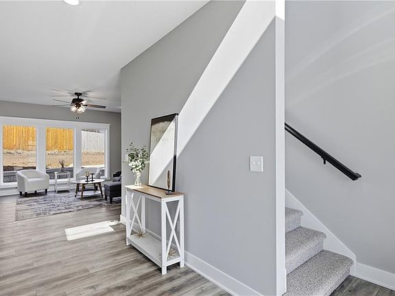 2nd image of 7901 Hoot Owl St