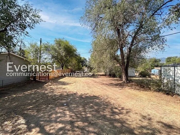 943 E Las Animas St — Photo 15
