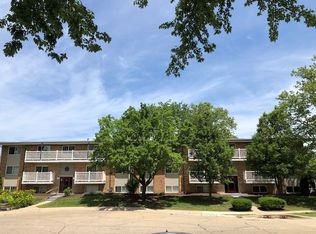 1523 Lincolnshire Dr APT 1, Champaign, IL 61821