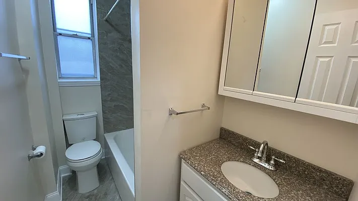 Rented by Nooklyn NYC LLC | media 12