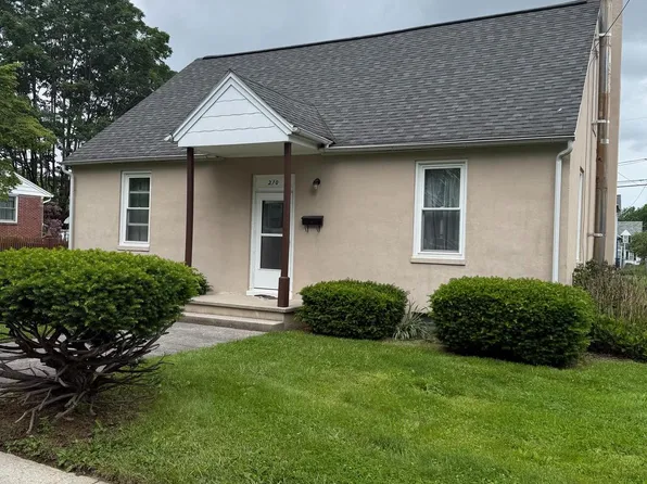 210 Division St, Hummelstown, PA 17036