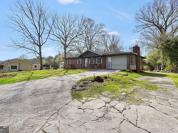 3rd image of 1806 McCollum Rd SW