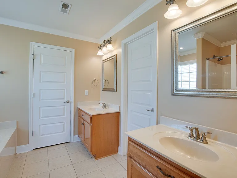 120 Lexi Ln — Photo 13