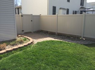 2823 Brookfield Dr, Barberton, OH 44203