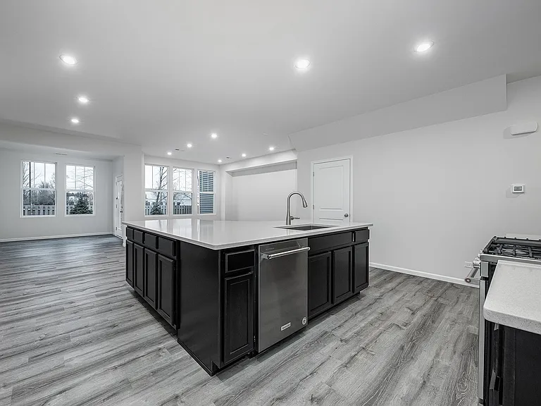 535 Watercress Dr #535 — Photo 3