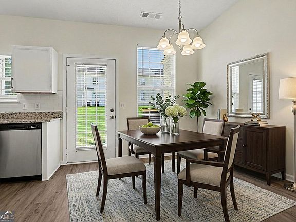 3rd image of 1795 Fielding Way