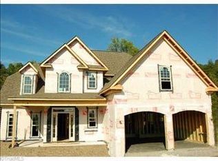 1008 Castle Pines Ct, Clemmons, NC 27012