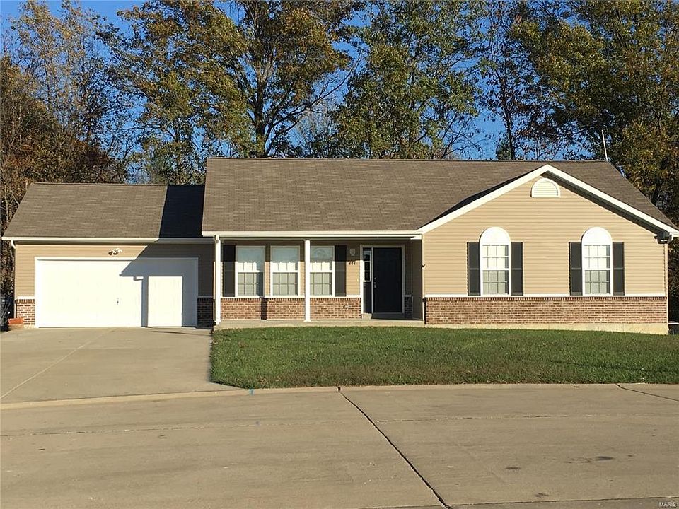 1st image of 404 Parkway Dr