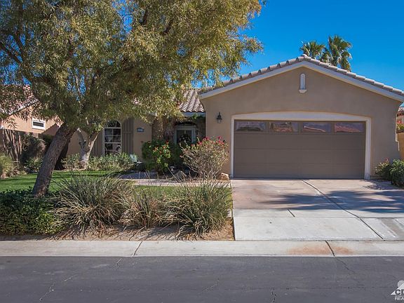 2nd image of 60238 Poinsettia Pl