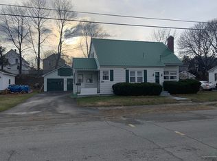 406 Aroostook Ave, Millinocket, ME 04462