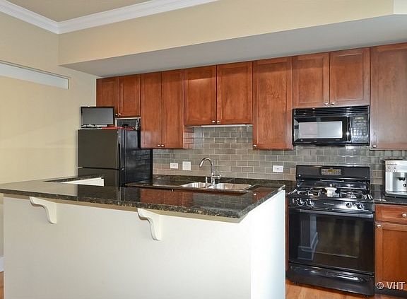 5th image of 165 N Canal St APT 1224