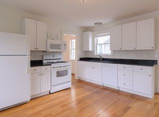 3 Westerly St, Wellesley, MA 02482
