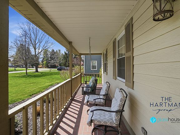 4th image of 1129 Brewster Dr