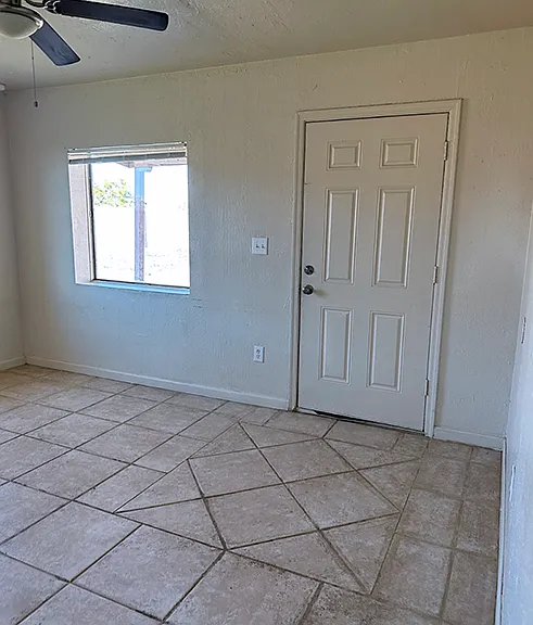 11620 N 17th Dr #4 — Photo 5