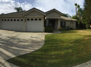 10423 Attleboro Ave, Bakersfield, CA 93311