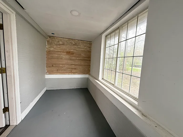 20500 McKishnie St — Photo 3