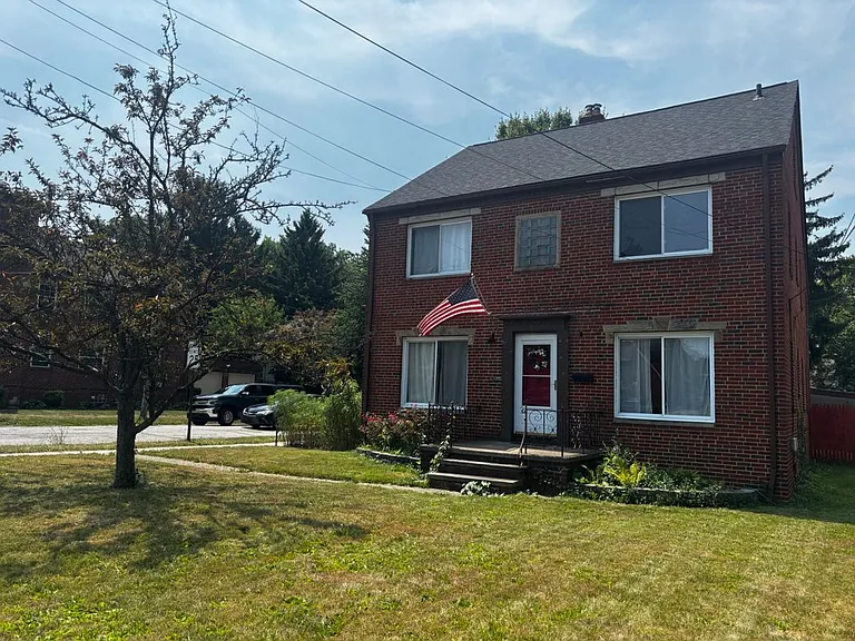 3614 Warren Rd — Photo 1