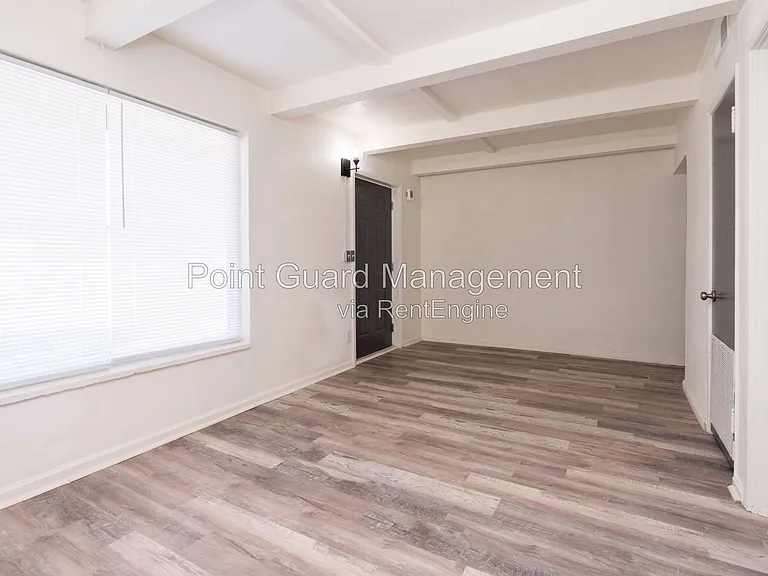 1341 W Dora St #1341 — Photo 6