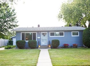 1833 17th St S, Fargo, ND 58103