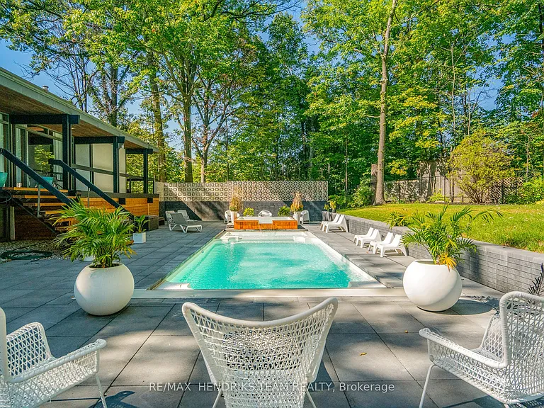 15 Wood Dale Dr — Photo 35