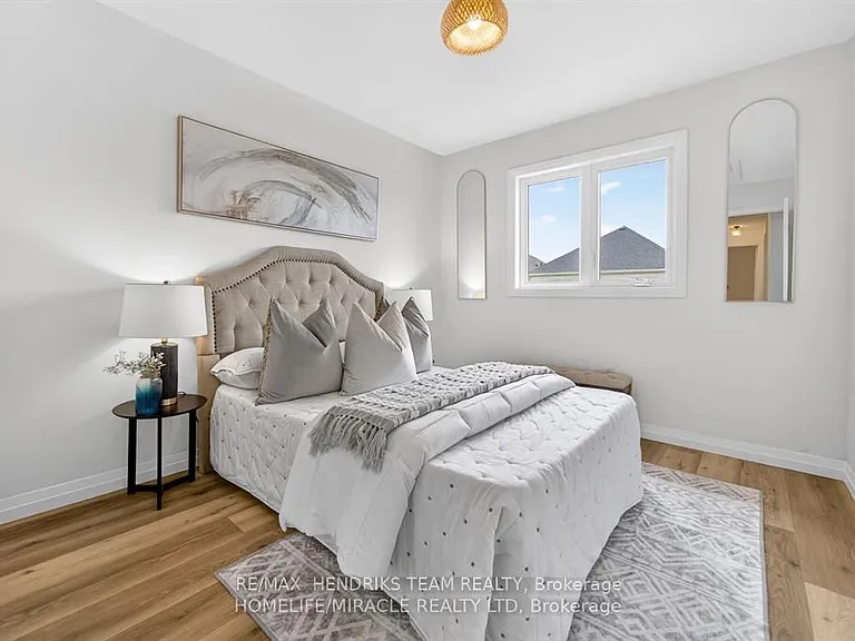 7353 Marvel Dr — Photo 22