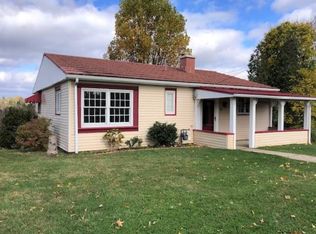 77 Allendale Rd, Wheeling, WV 26003