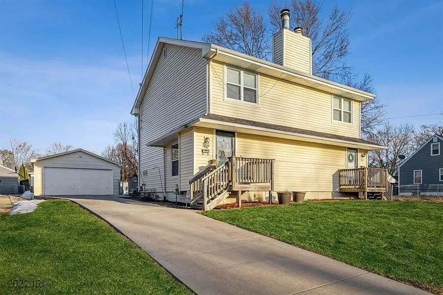 1st image of 3213 48th St #0