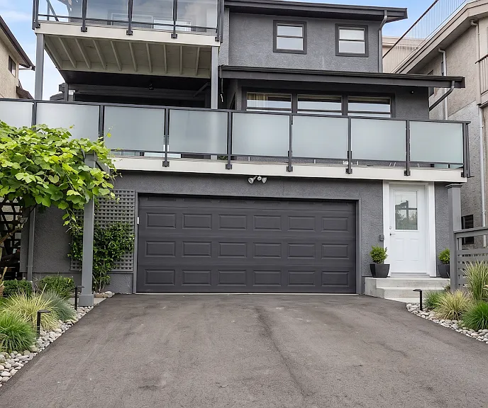 1628 Nanaimo St #7 — Photo 1