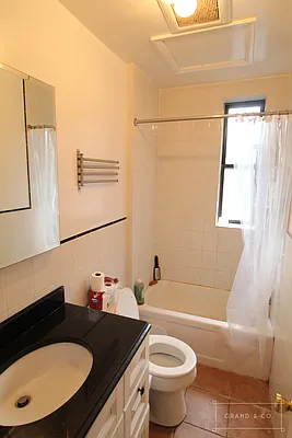 Rented by Grand & Co. | media 20