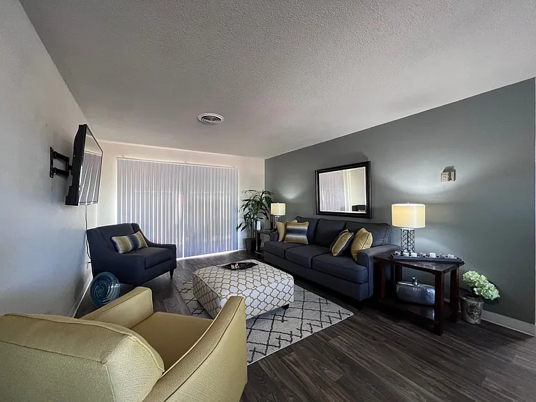 Oasis at Scottsdale — Photo 29