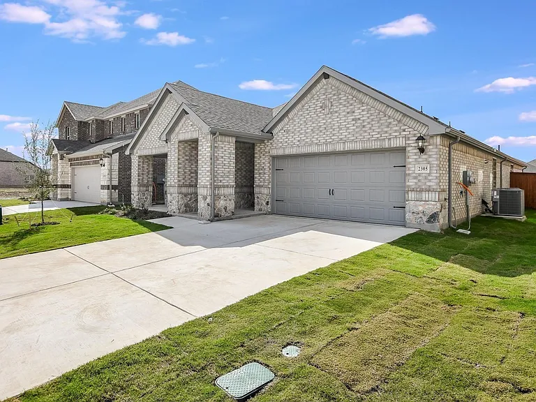 2305 Bellatrix Dr — Photo 15