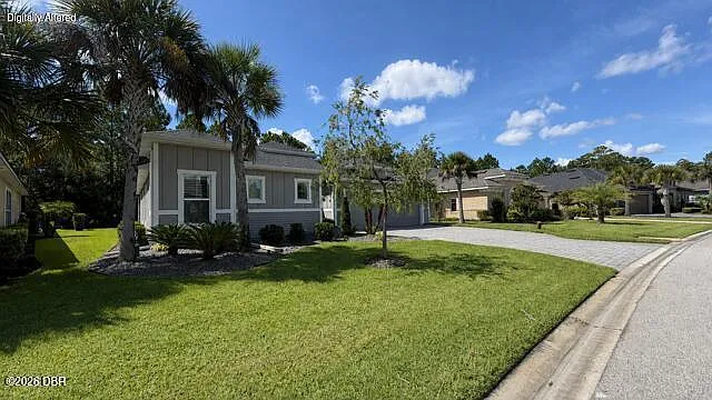 3 bed, 3.0 bath, 2251 sqft, $3,200 — Photo 2