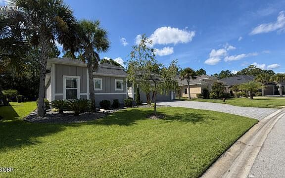 2nd image of 876 Creekwood Dr