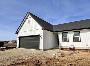 324 Lilac Ln, Stoughton, WI 53589