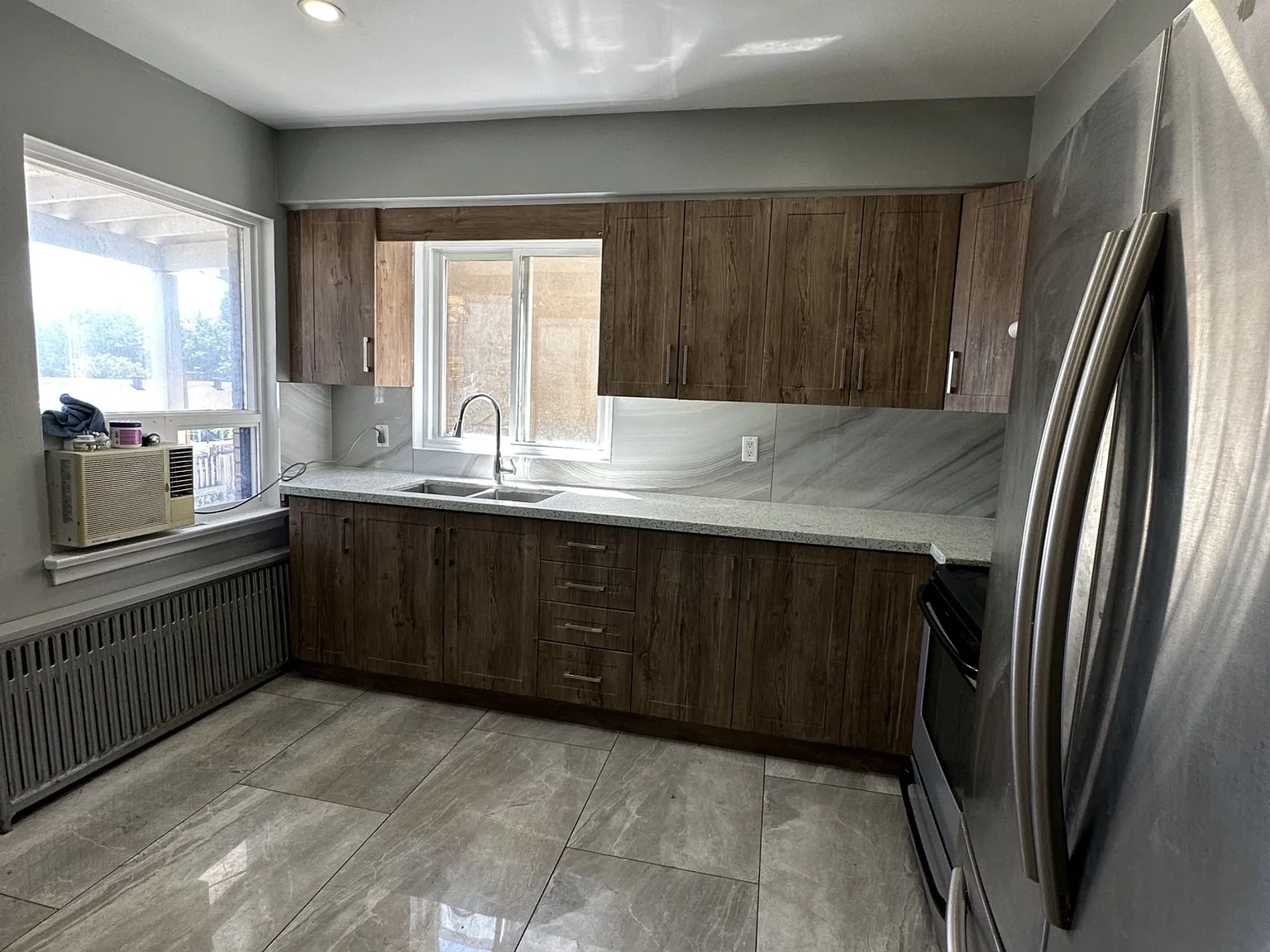 4 bed, $3,500 — Photo 2