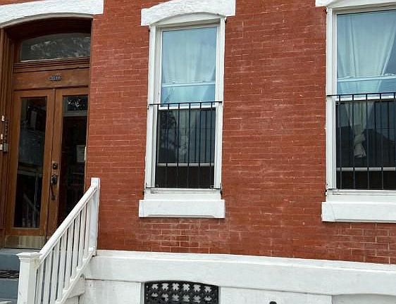 2nd image of 3711 Lancaster Ave #1W