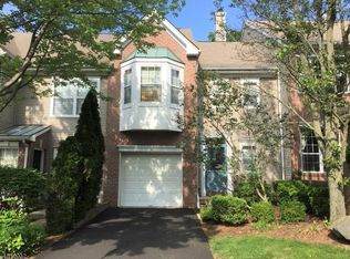 34 Constitution Way, Basking Ridge, NJ 07920