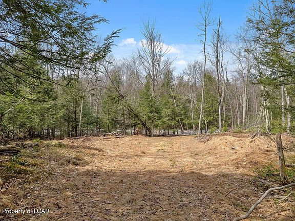 3rd image of 937 Mooretown Rd