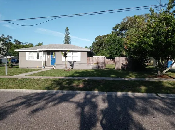 2323 46th St S, Saint Petersburg, FL 33711