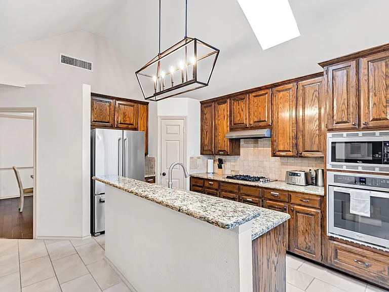 5202 Heatherdale Dr — Photo 24