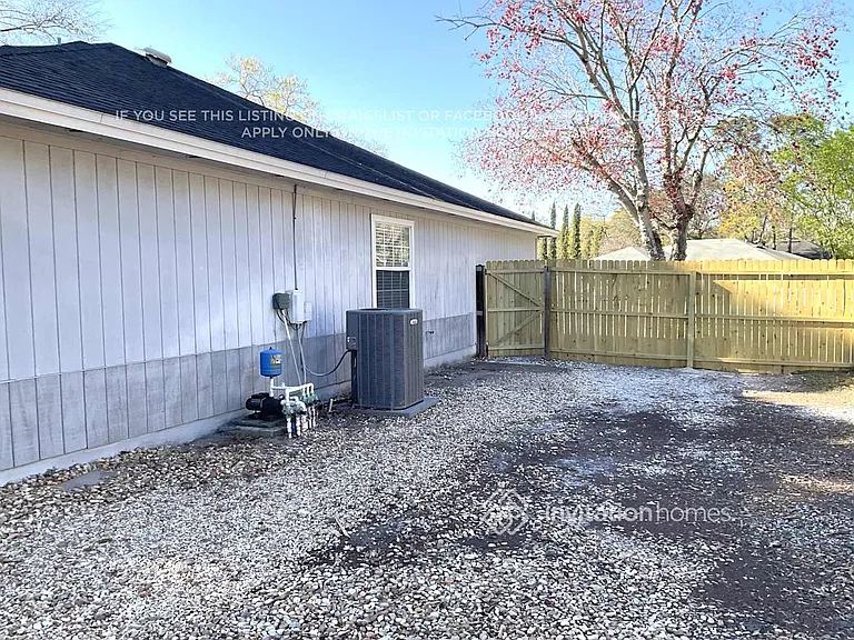 12520 Larkstone Ct — Photo 11