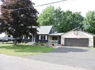 11 Power Ave, Ludlow, MA 01056