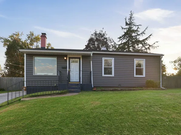 3819 Sunnyside Ave, Davenport, IA 52802